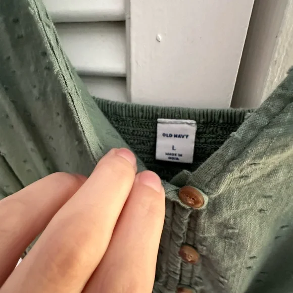 Old Navy Green Button-Front Blouse - Picture 3 of 4